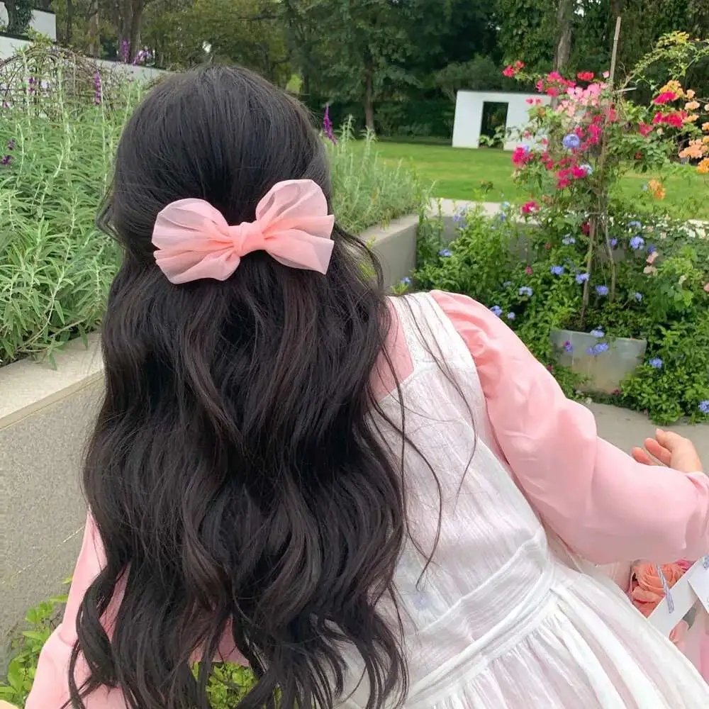 看见弹幕后，死对头被我钓成翘嘴